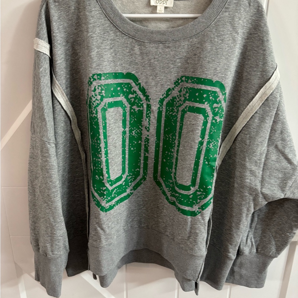 ODDY Gray and Green Crew Neck Sweater